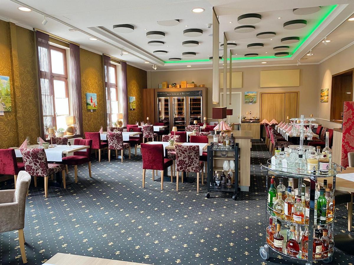 Hotel Am Schloss 奥利希 外观 照片
