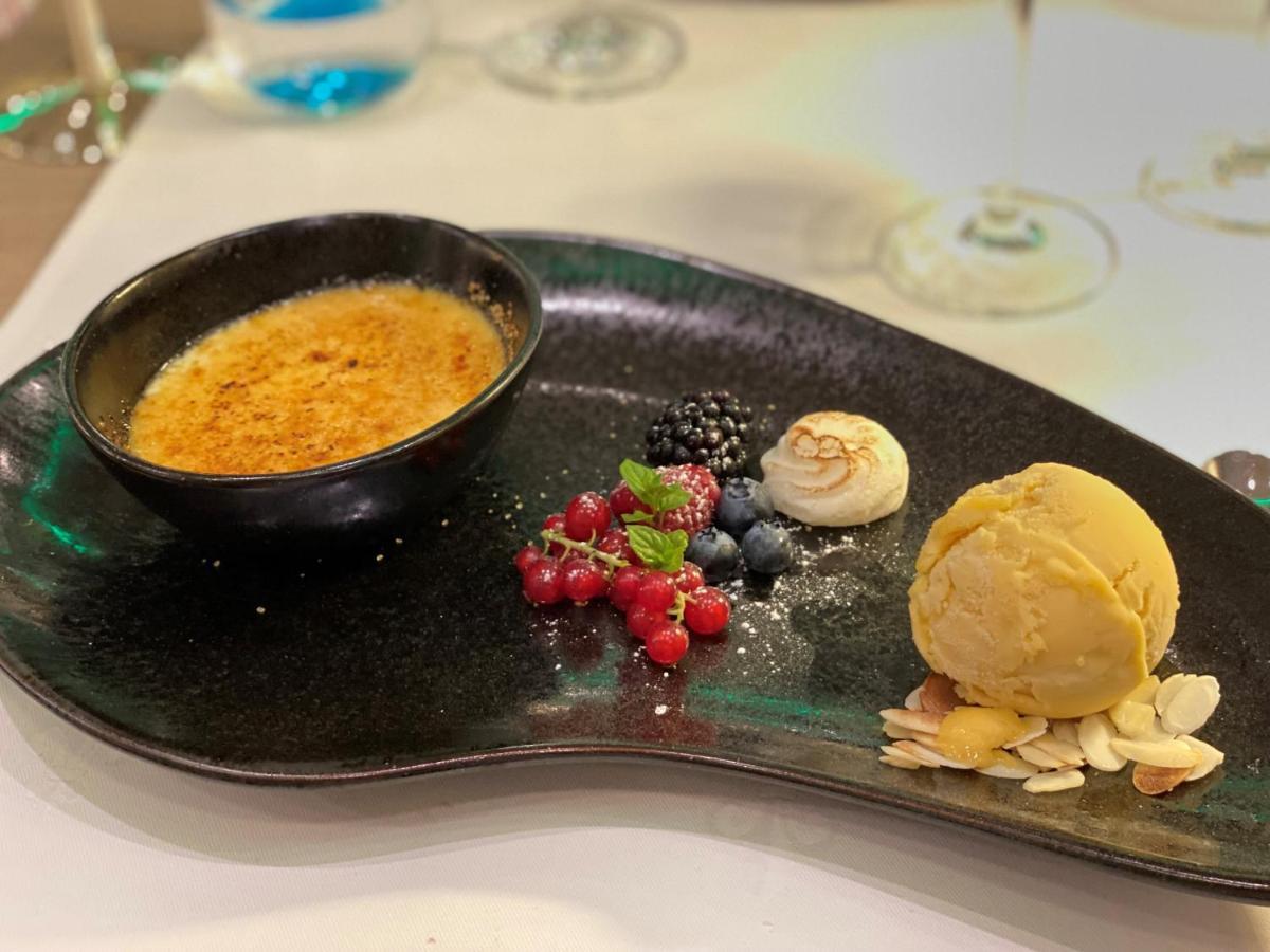 Hotel Am Schloss 奥利希 外观 照片