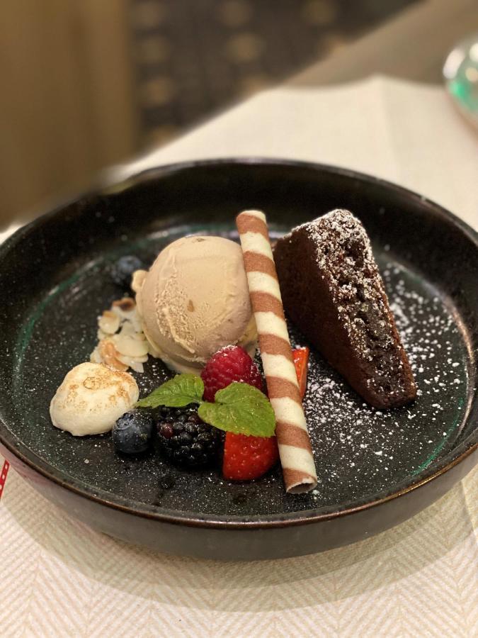 Hotel Am Schloss 奥利希 外观 照片